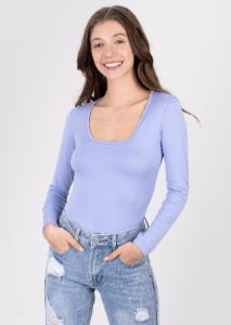 Bodysuit liso escote sold by Shasa