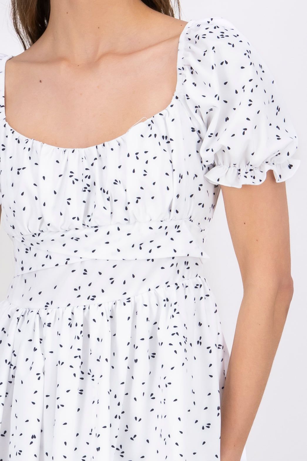 Vestido Mini Detalle Manga Abullonada sold by Shasa