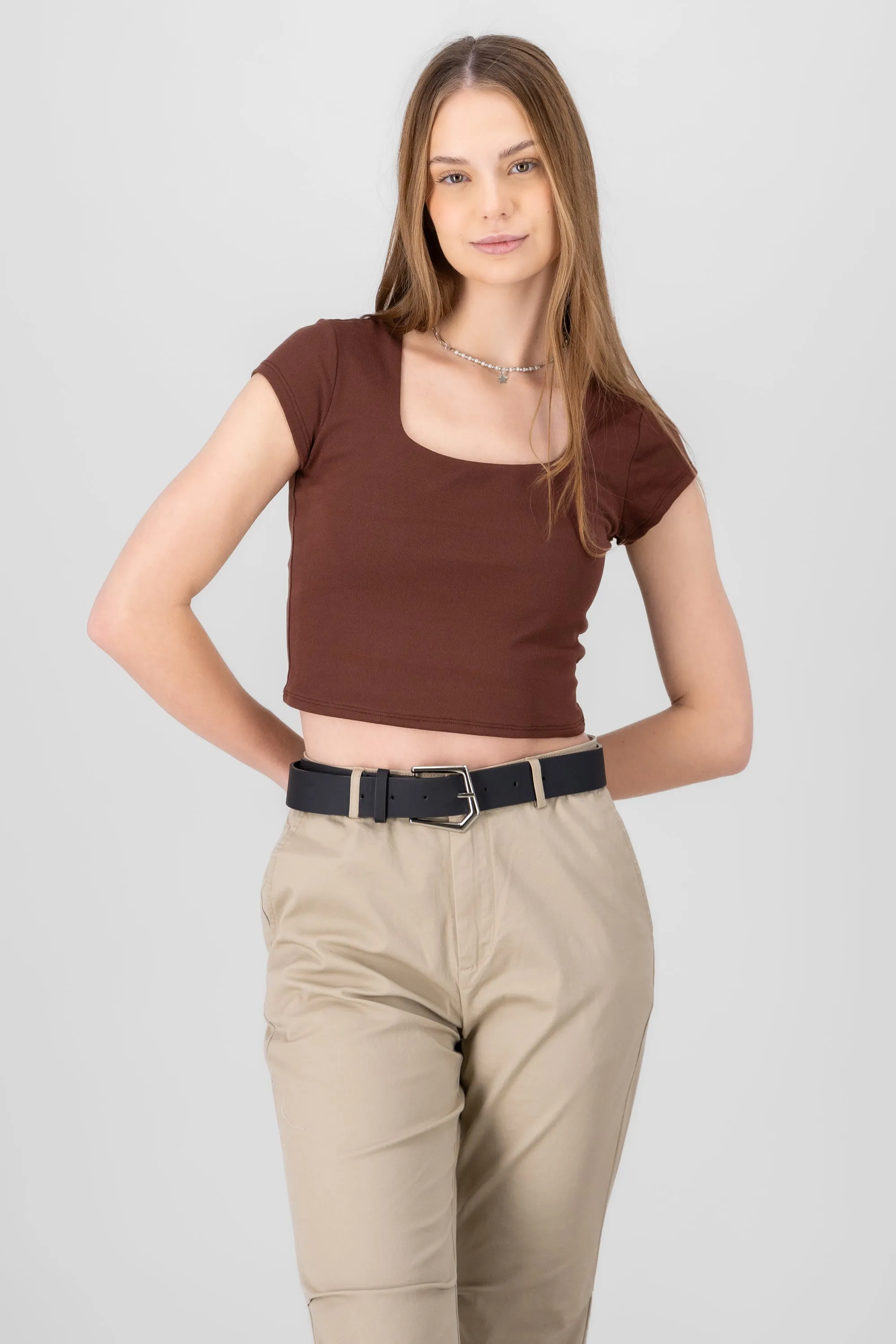 Top escote cuadrado manga corta sold by Shasa product image thumbnail 2