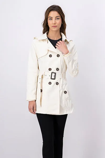 Gabardina ajustada capucha sold by Shasa