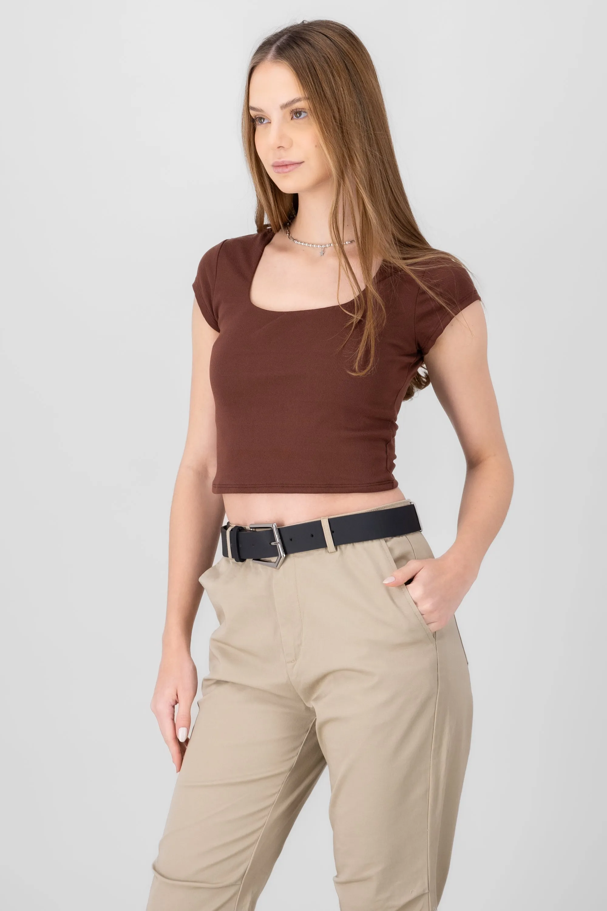 Top escote cuadrado manga corta sold by Shasa product image thumbnail 3