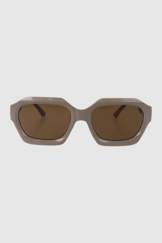 Lentes geometricos rectangulares sold by Shasa