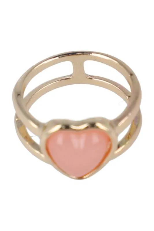 Anillo piedra corazón sold by Shasa