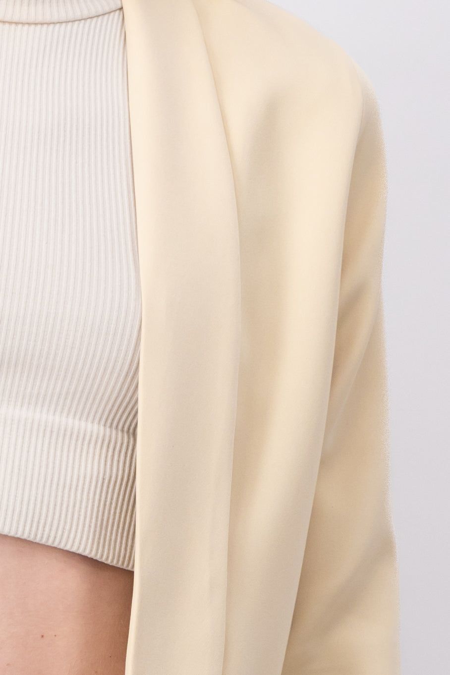 Saco liso solapa recta sold by Shasa product image thumbnail 5