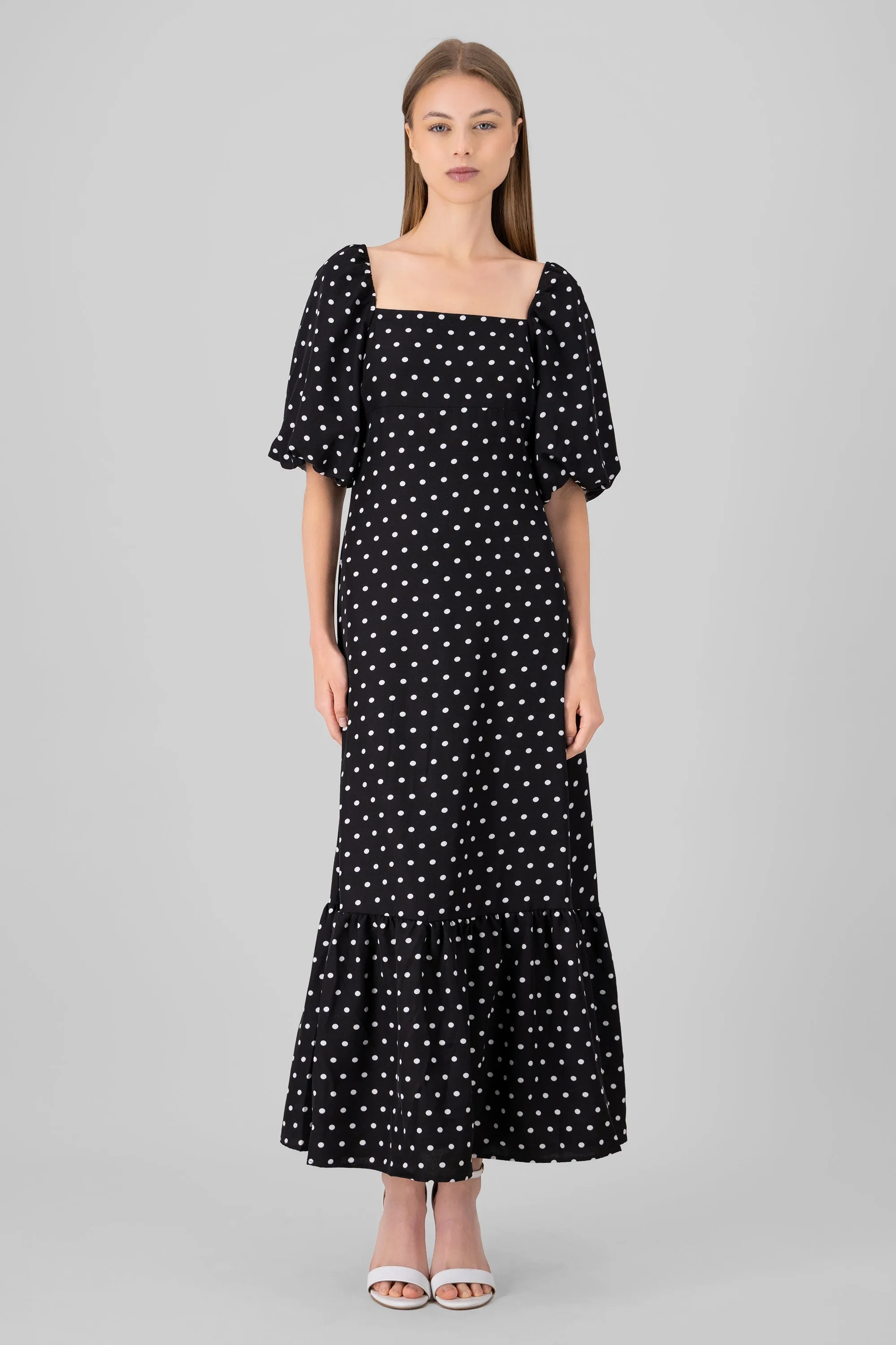 Maxi vestido polkas sold by Shasa