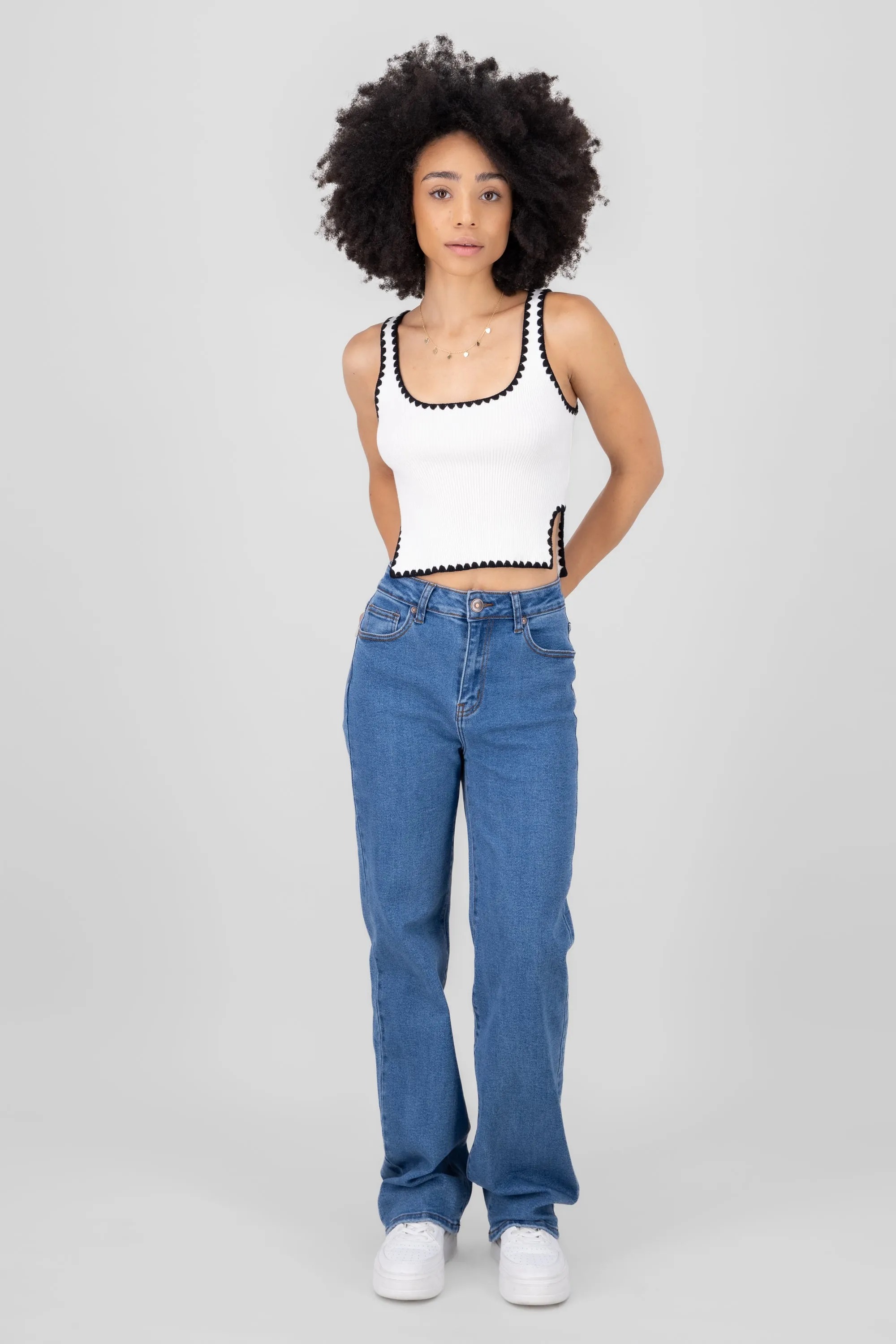 Jeans wide leg sold by Shasa