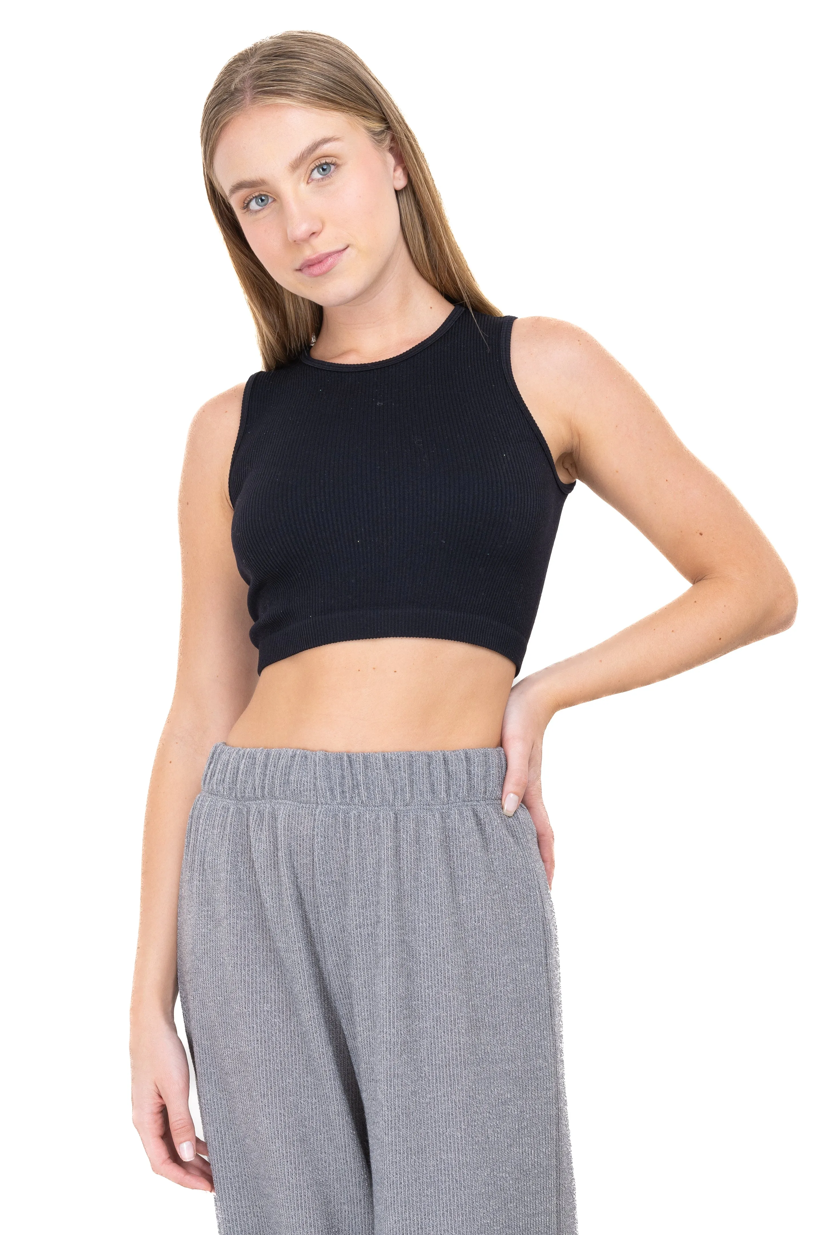 Top crop acanalado tirantes sold by Shasa