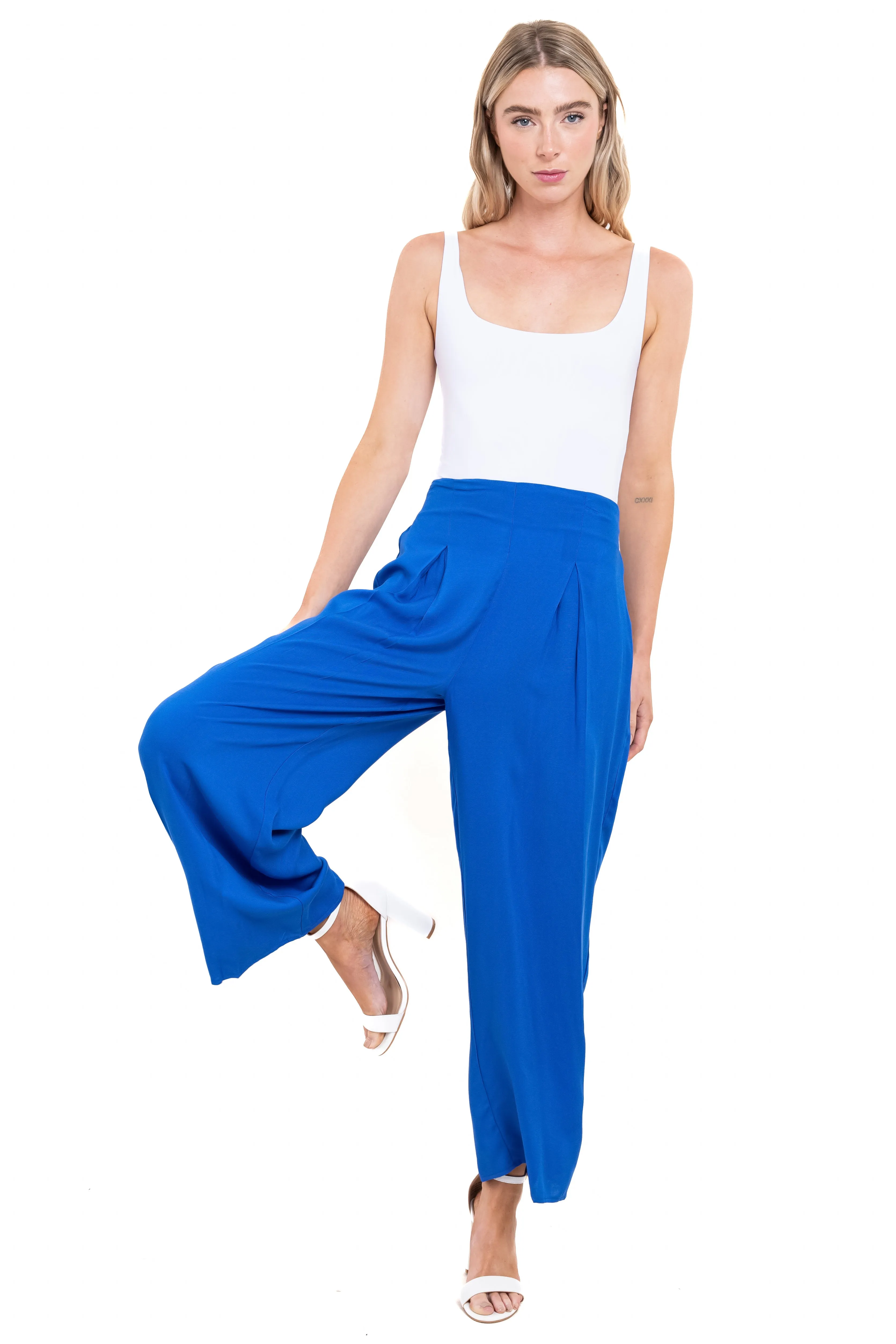 Pantalón culotte cintura alta pinzas sold by Shasa product image thumbnail 2