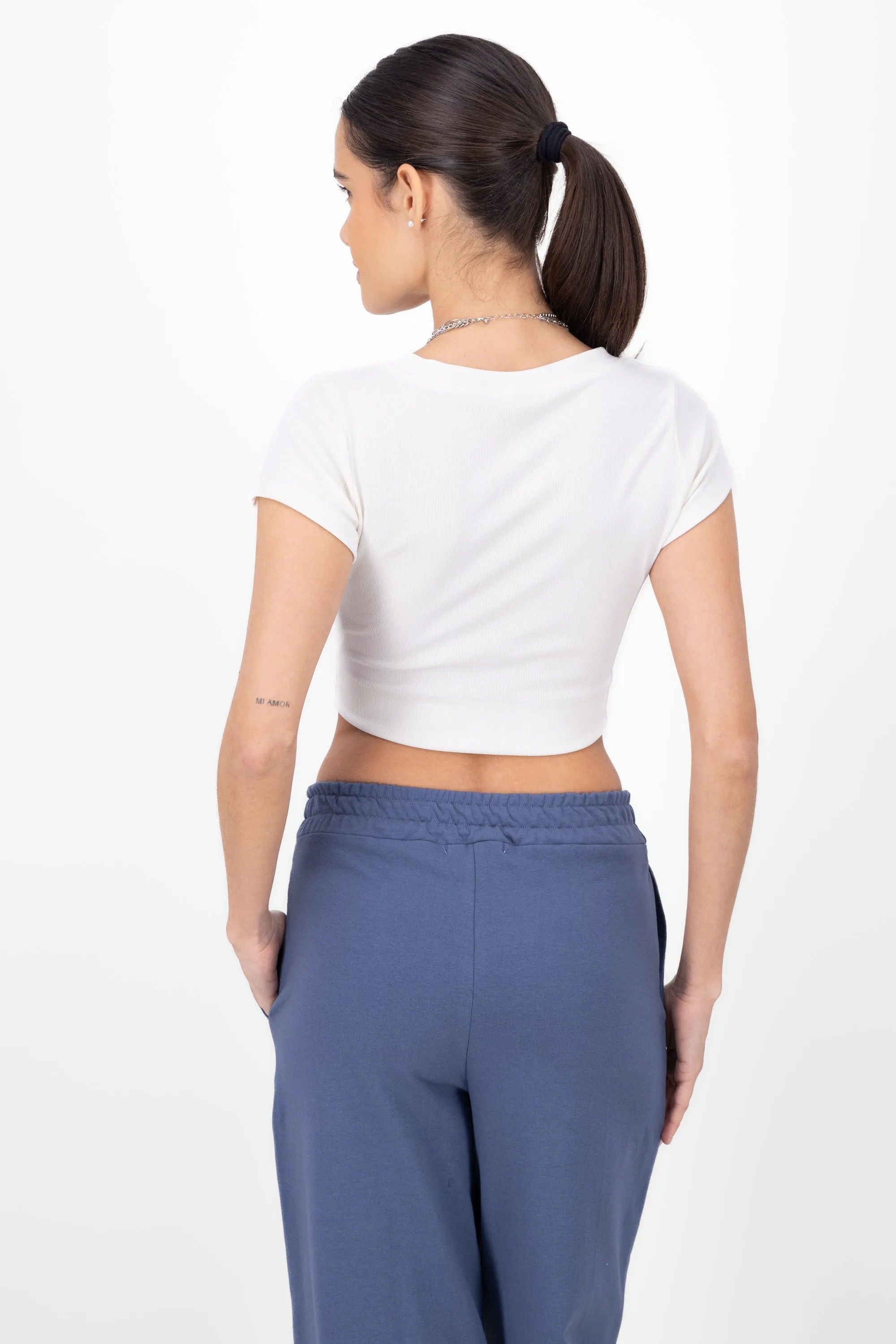 t-shirt manga corta escote v sold by Shasa product image thumbnail 4