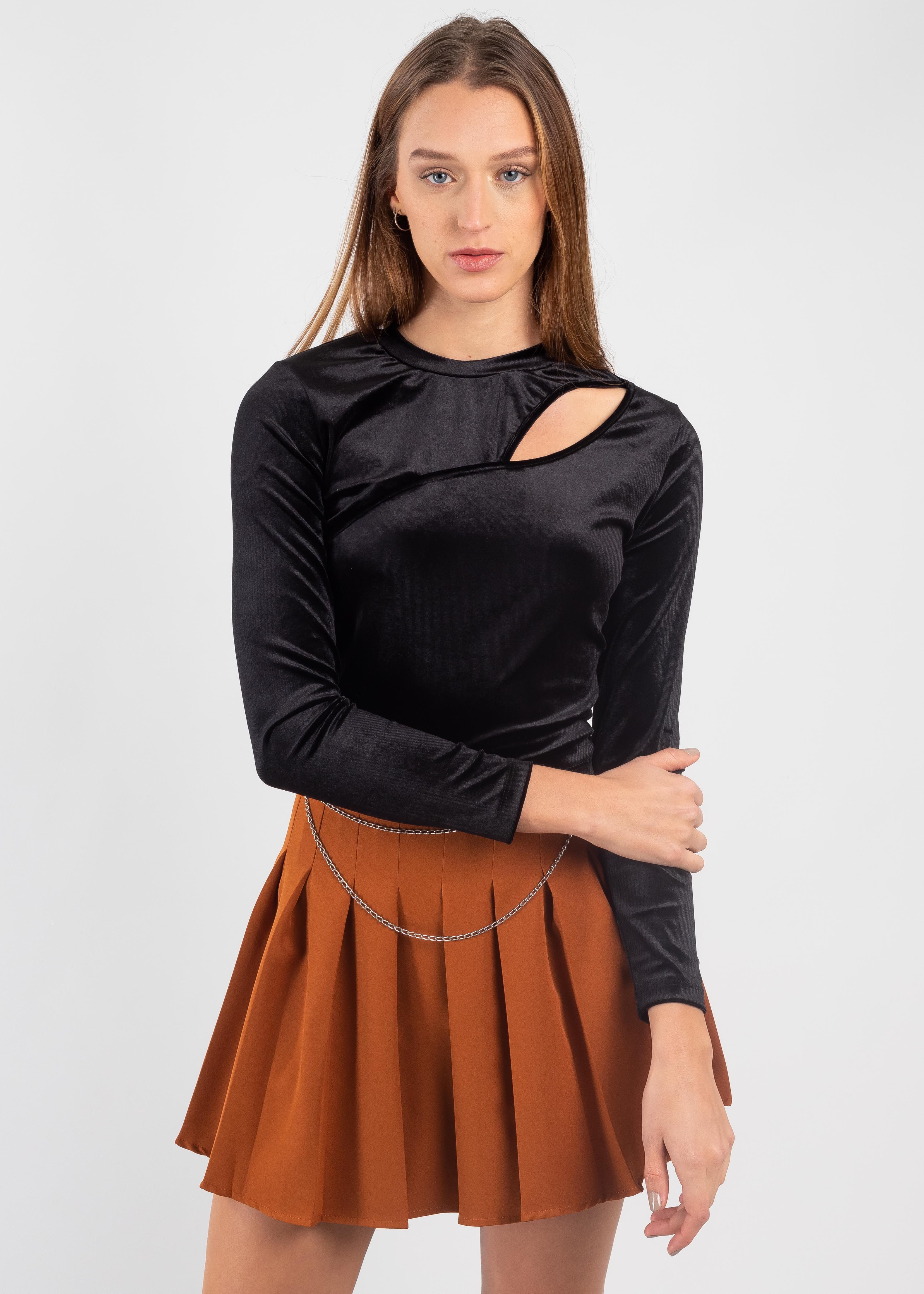 Top cut out terciopelo sold by Shasa product image thumbnail 2