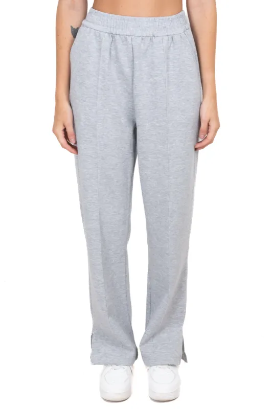 Pants rectos abertura bolsillos sold by Shasa