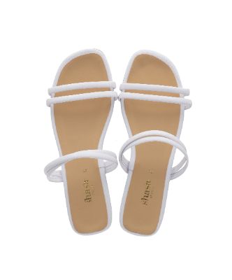 Sandalia pala 2 tiras capitonadas sold by Shasa