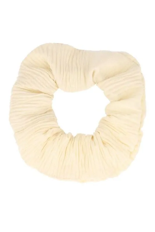 Scrunchie textura monocolor sold by Shasa