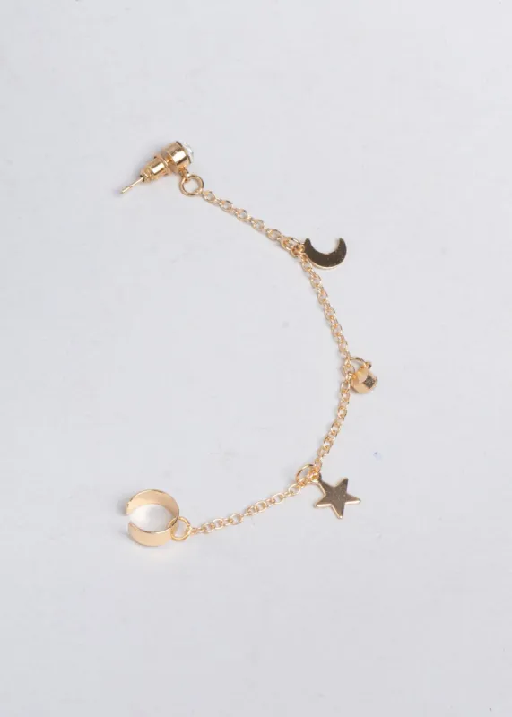 Earcuff cadena luna estrella sold by Shasa
