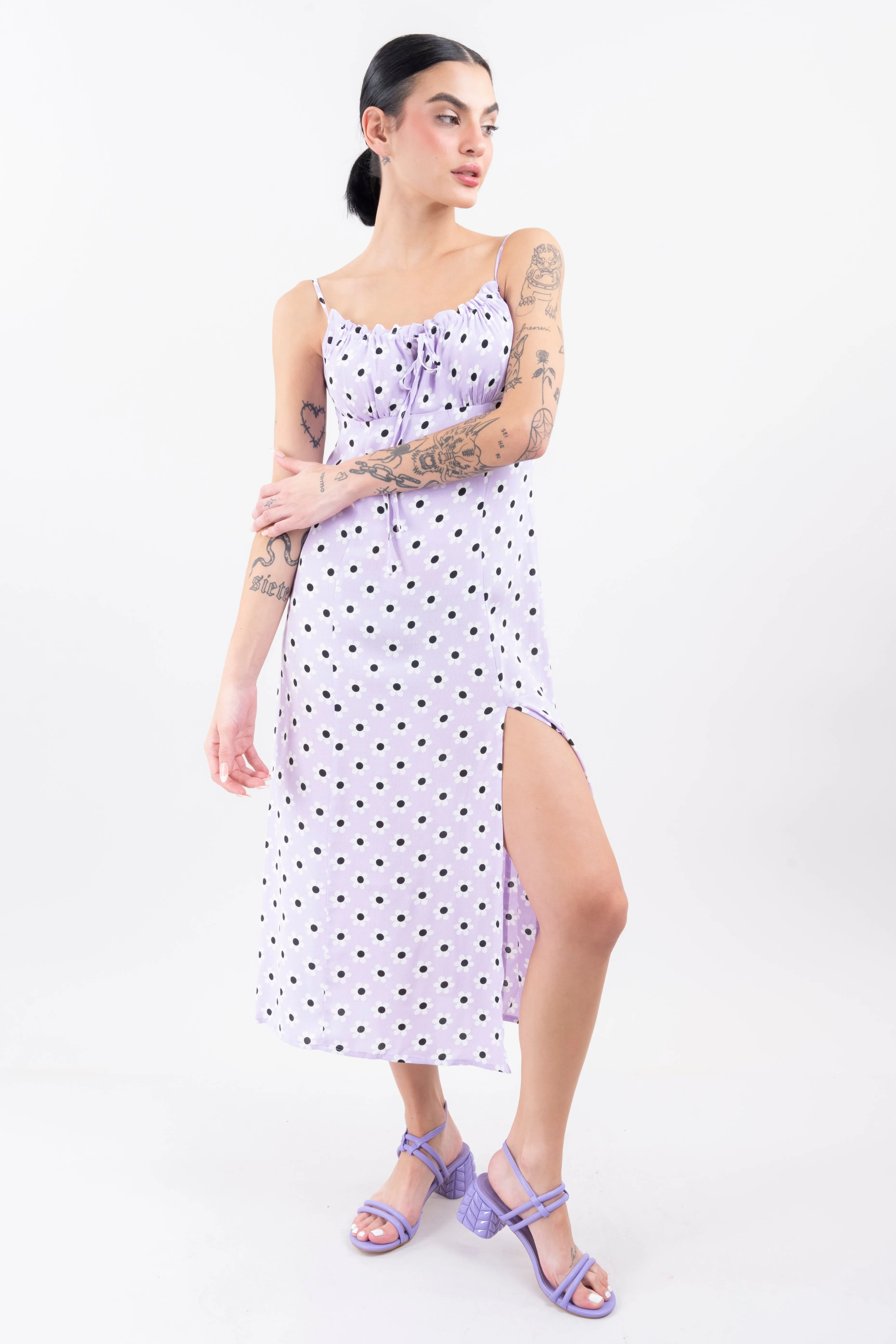 Vestido midi espalda descubierta flores sold by Shasa