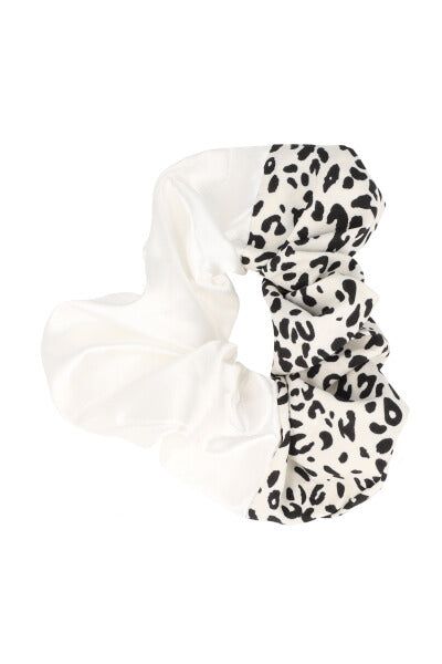Scrunchie mitad print sold by Shasa product image thumbnail 5
