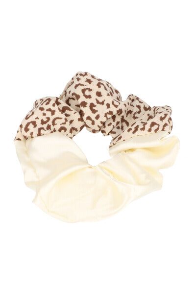 Scrunchie mitad print sold by Shasa product image thumbnail 2