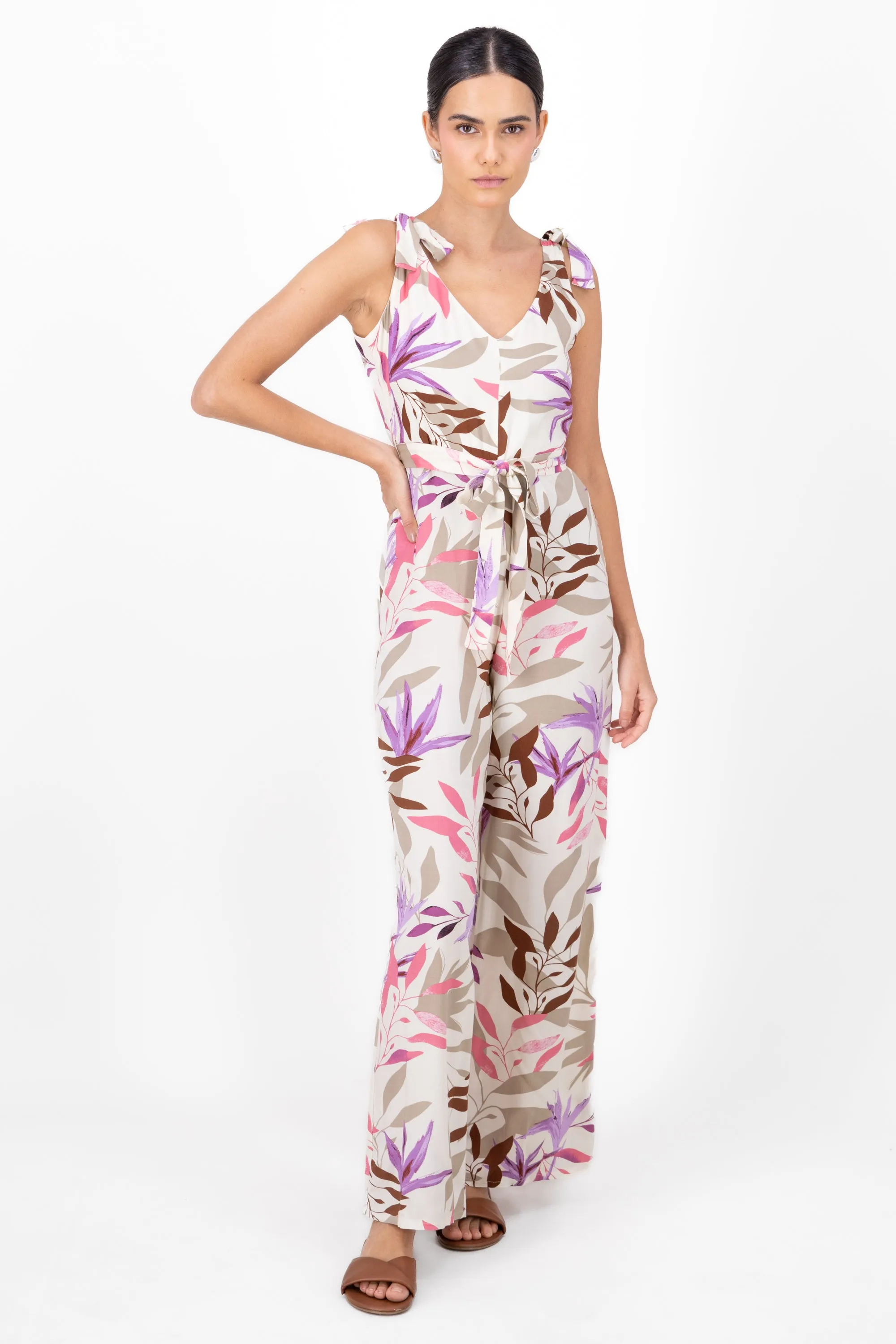Jumpsuit tirantes estampado tropical sold by Shasa