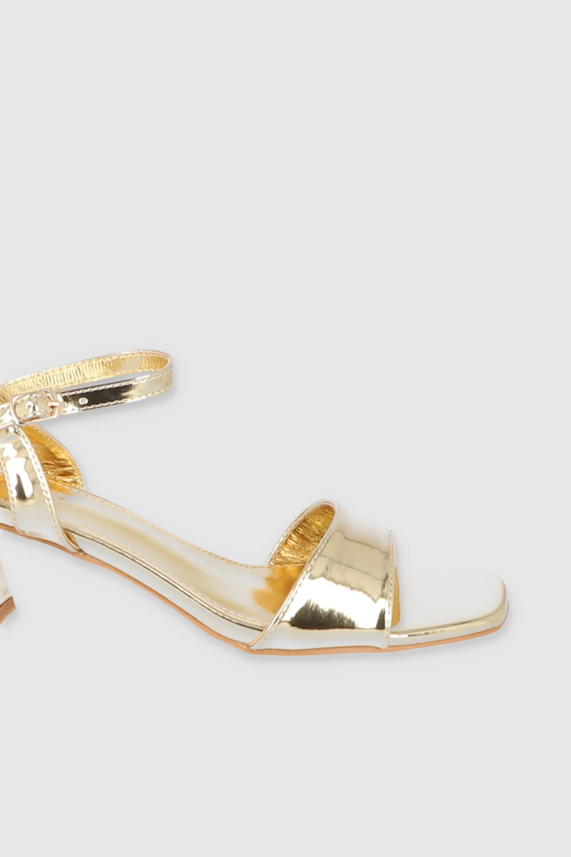 Tacón Pequeño Bloque Sencillo sold by Shasa product image thumbnail 5