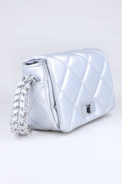 Bolso capitonado asa tejida sold by Shasa