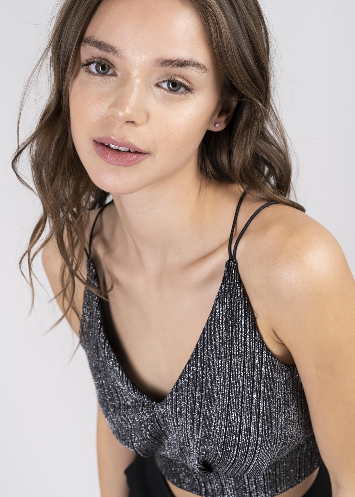 Top cruzado espalda lurex sold by Shasa