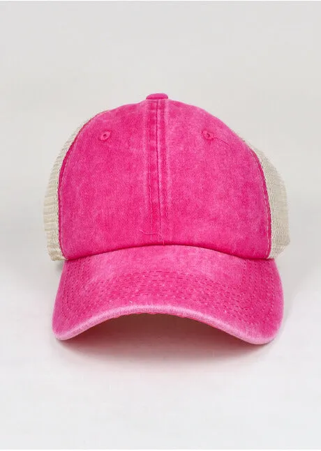 Gorra deslavada red sold by Shasa