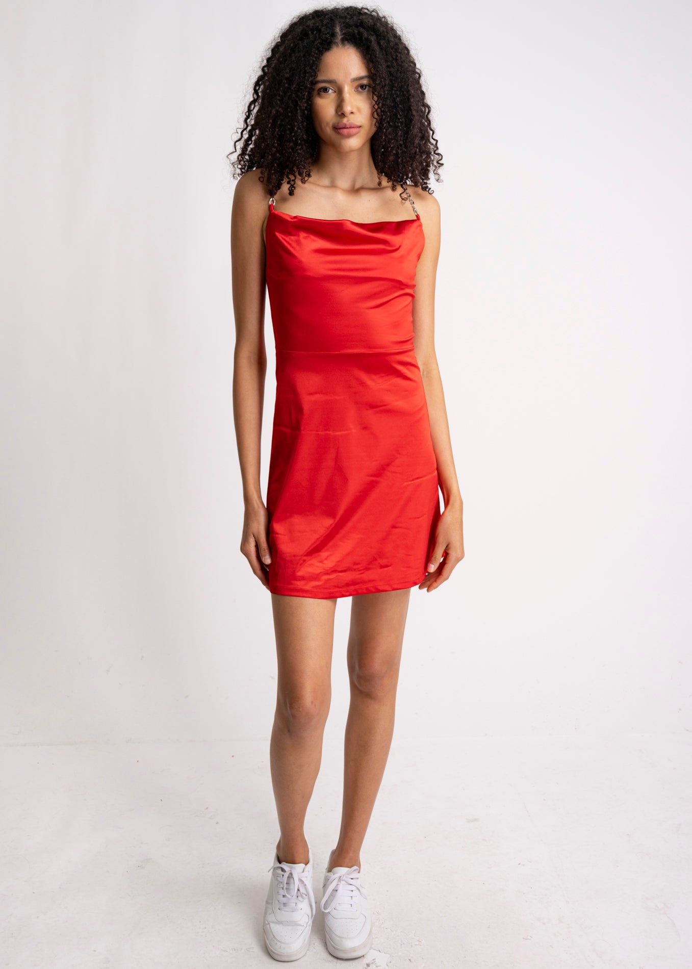 Vestido mini satín escote cascada tirantes cadena sold by Shasa product image thumbnail 2