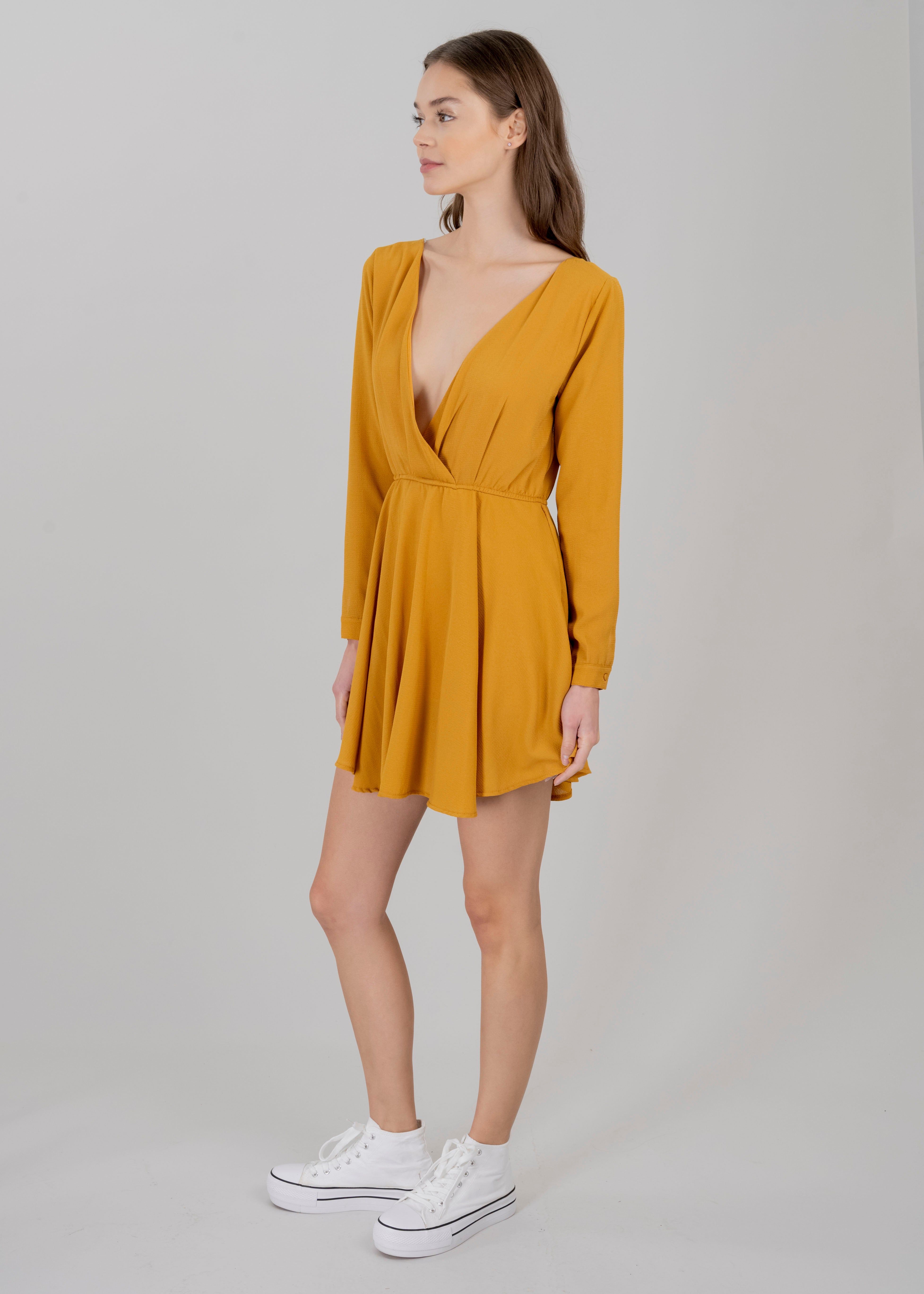 Vestido fruncido espalda v sold by Shasa product image thumbnail 3