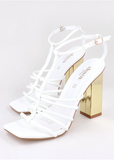 Tacón bloque cintas efecto piel sold by Shasa product image thumbnail 3