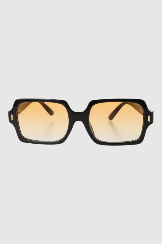 Lentes cuadro retro sold by Shasa