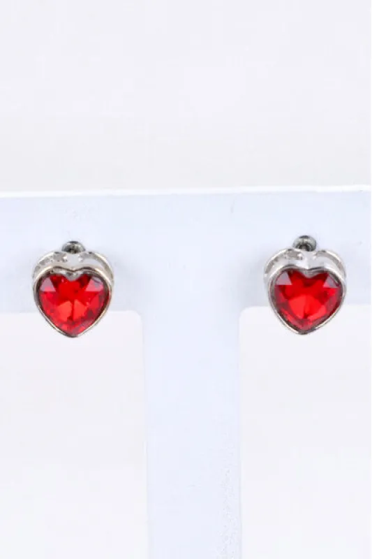 Aretes Studs Corazón sold by Shasa