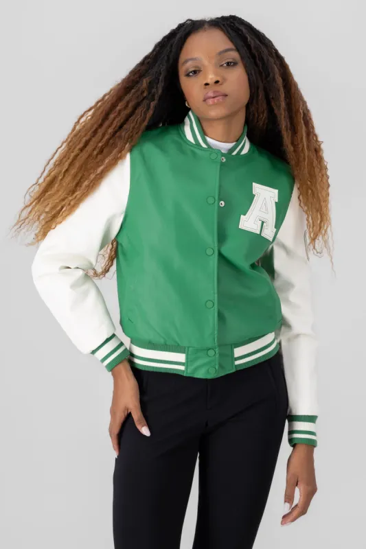 Bomber parcho letra manga larga sold by Shasa