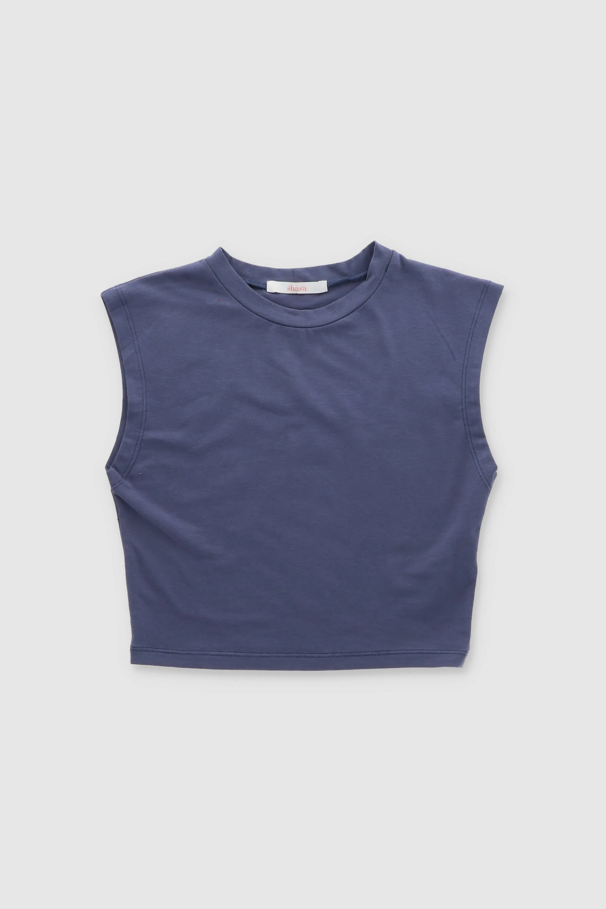 Top liso sin manga sold by Shasa product image thumbnail 5