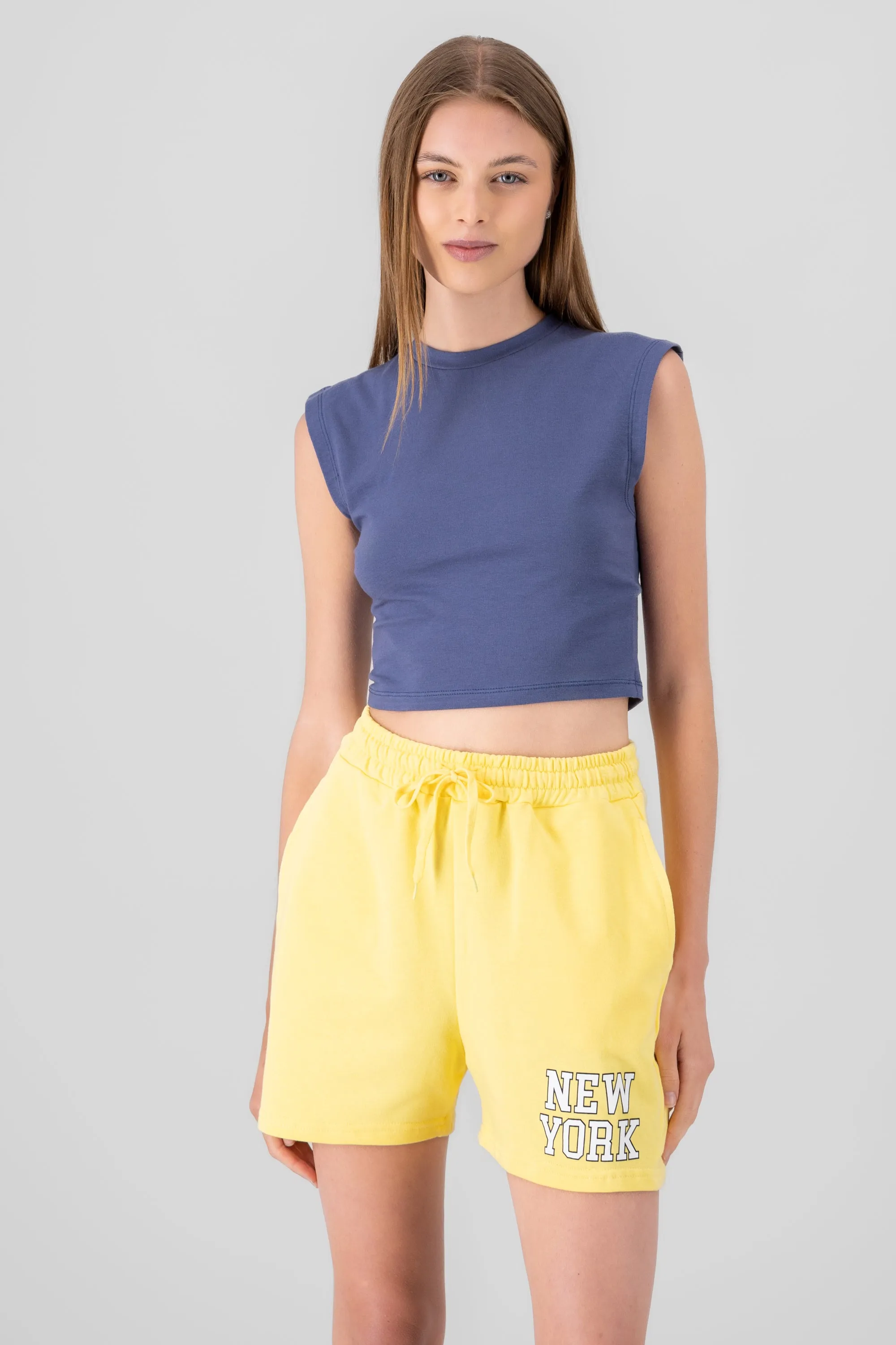 Top liso sin manga sold by Shasa