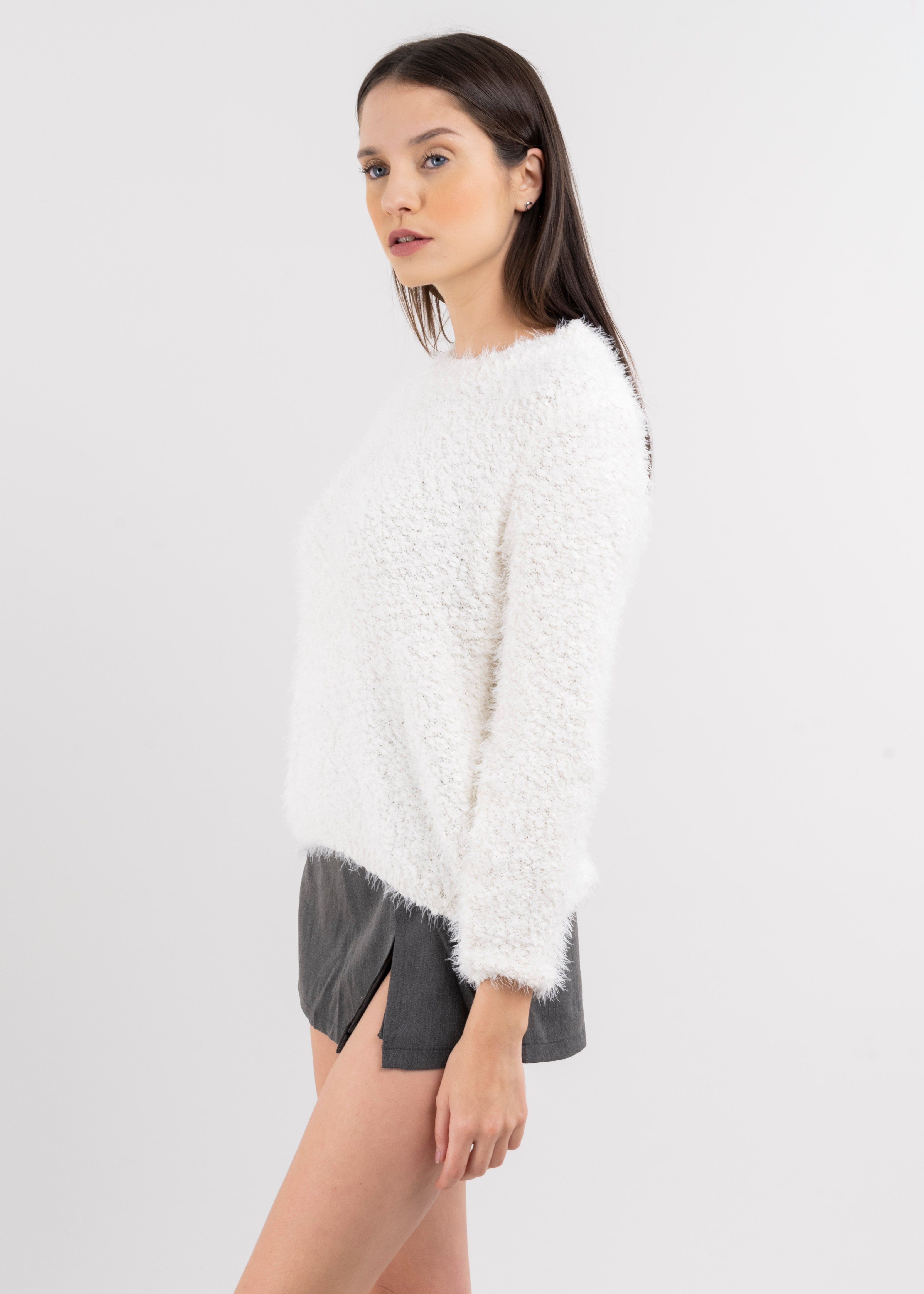 Suéter tejido peluche sold by Shasa product image thumbnail 3