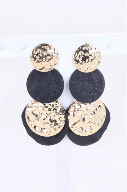Aretes largos círculos sold by Shasa