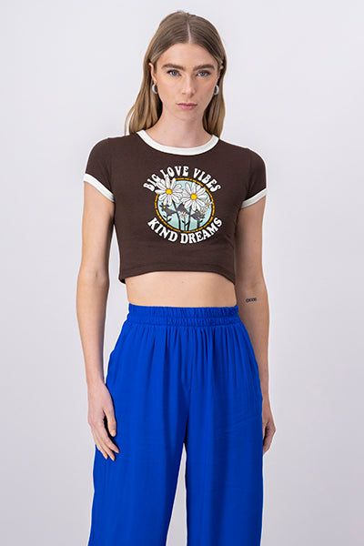 Playera Crop Frase Flores sold by Shasa product image thumbnail 2