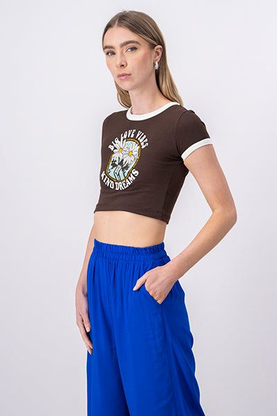 Playera Crop Frase Flores sold by Shasa product image thumbnail 3