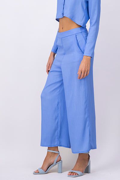 Pantalón fluido textura sold by Shasa product image thumbnail 3