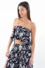 Top strapless suelto flores sold by Shasa