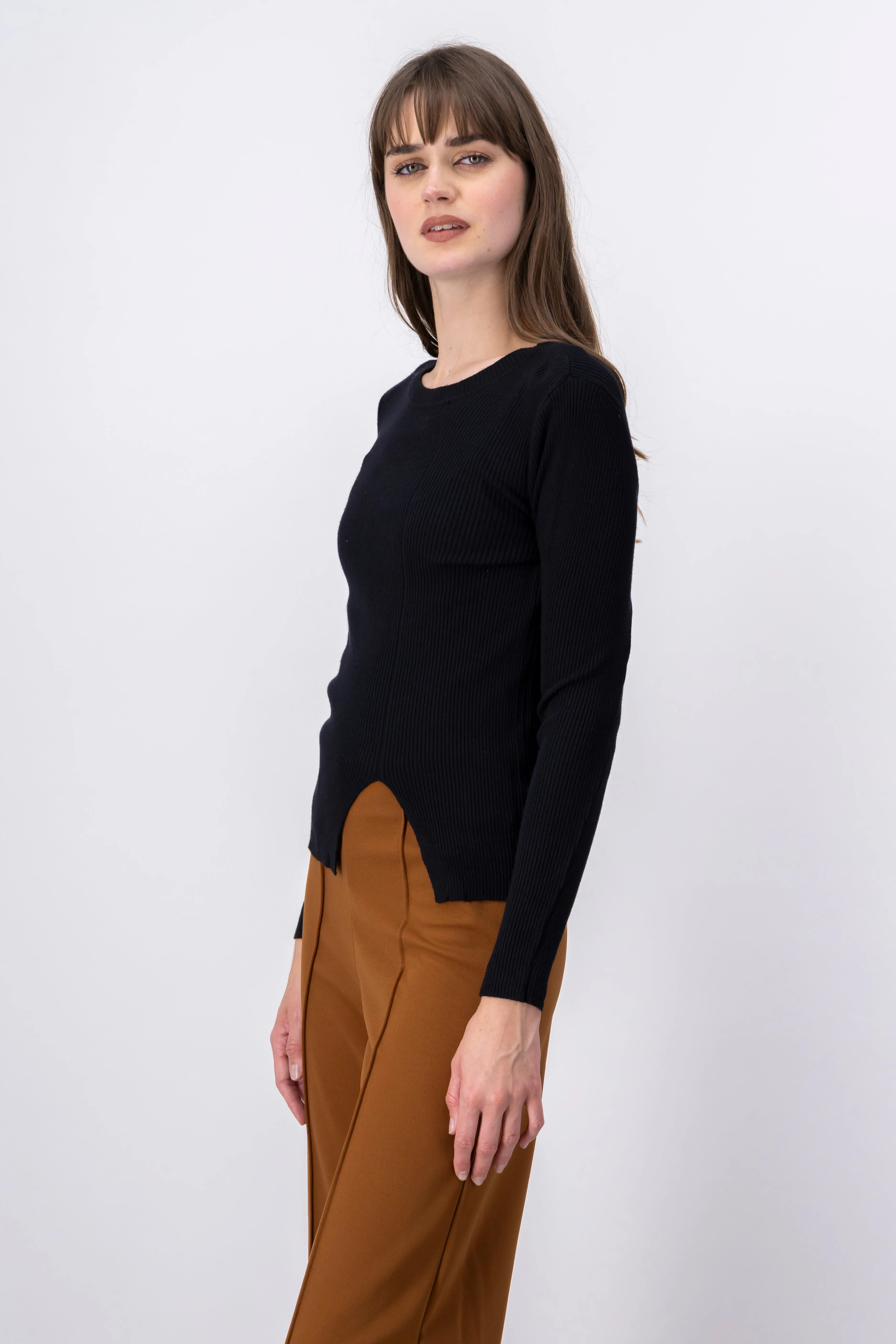 Sueter liso detalle abertura sold by Shasa product image thumbnail 3