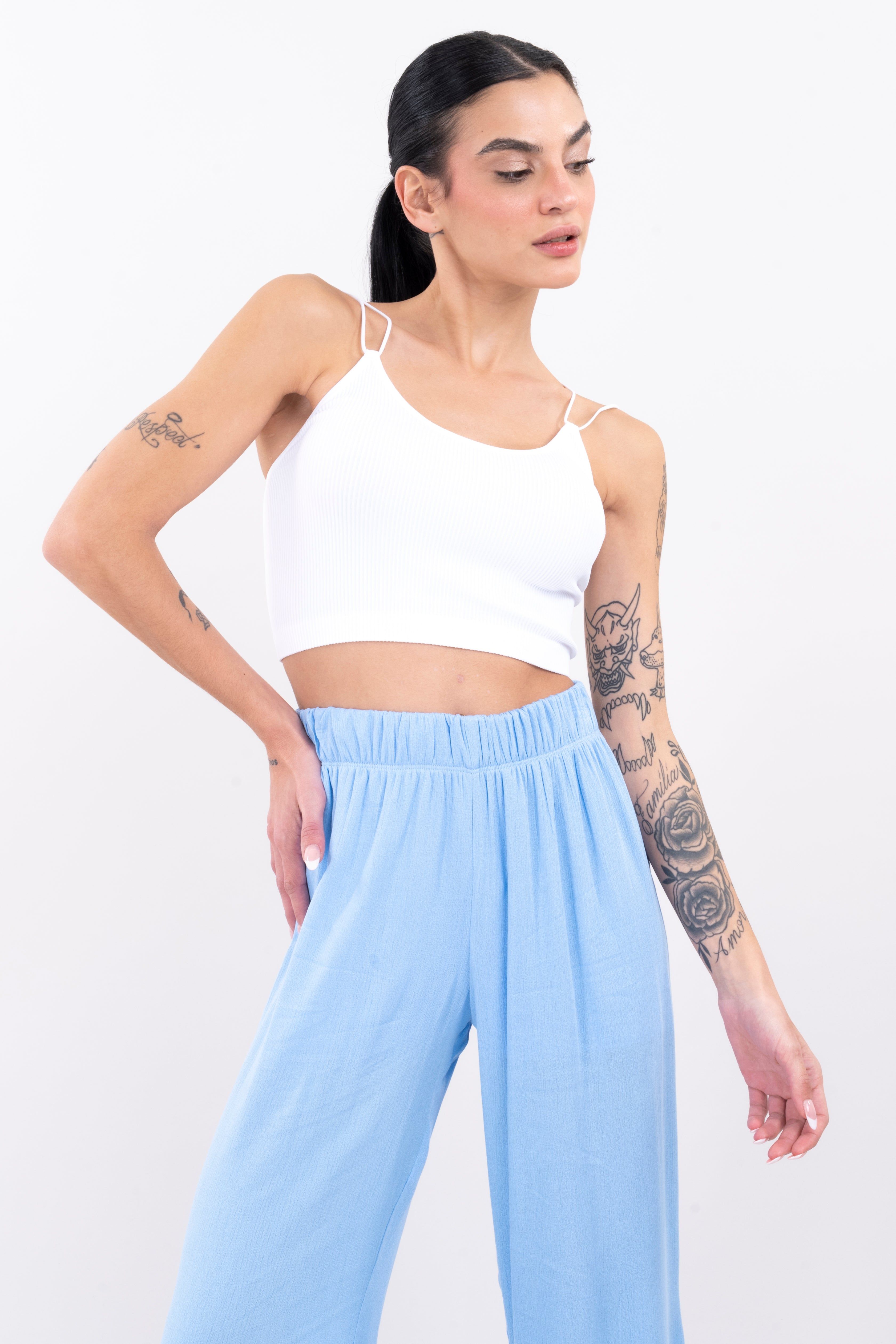 Top crop acanalado tirantes delgados sold by Shasa