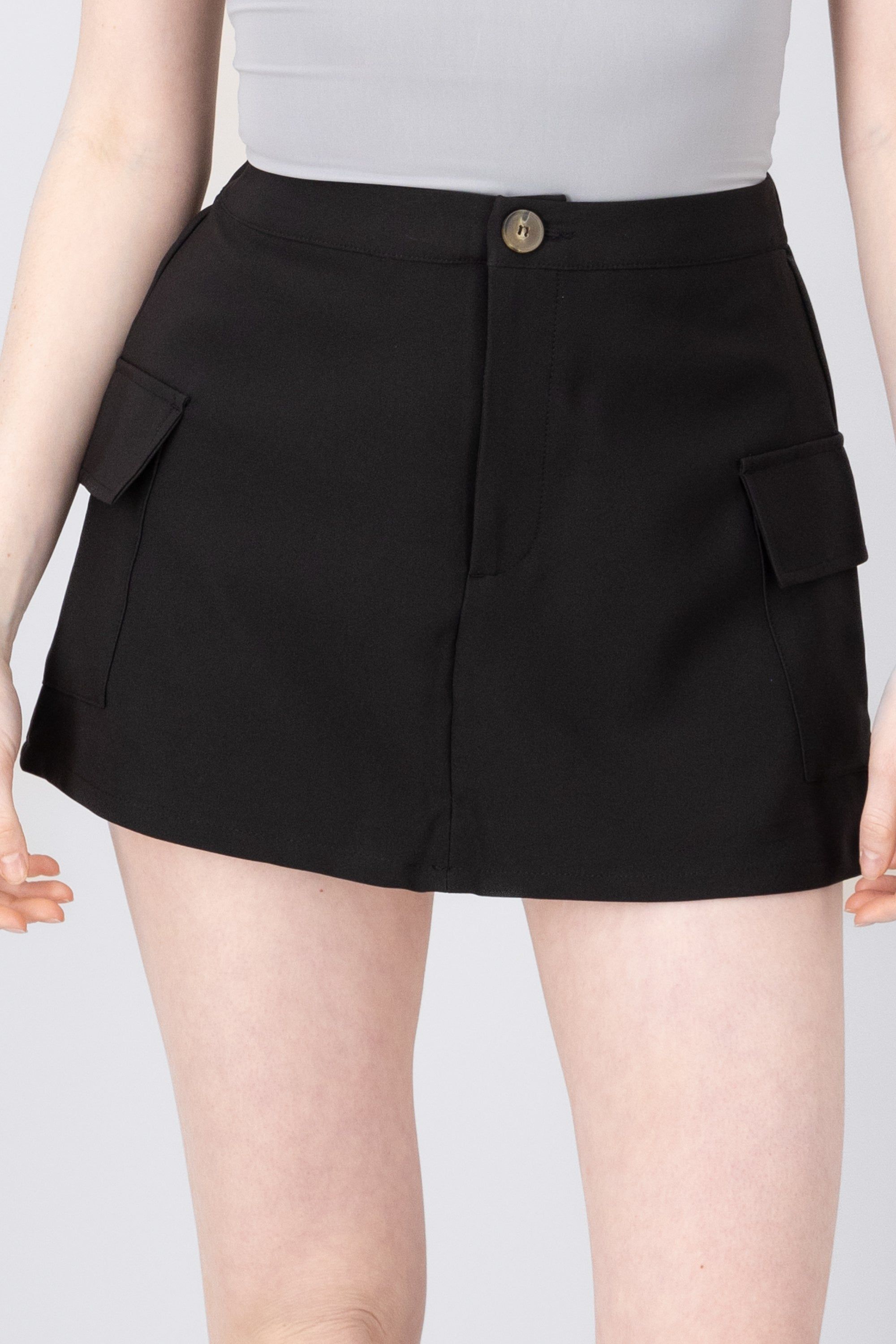 Falda Corta Bolsas Cargo sold by Shasa product image thumbnail 5