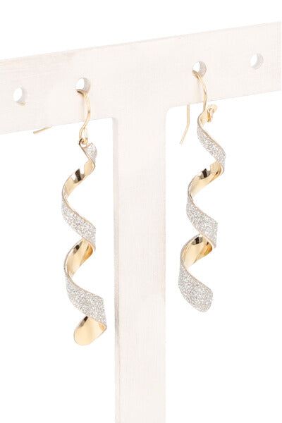 Aretes largos remolino sold by Shasa product image thumbnail 4