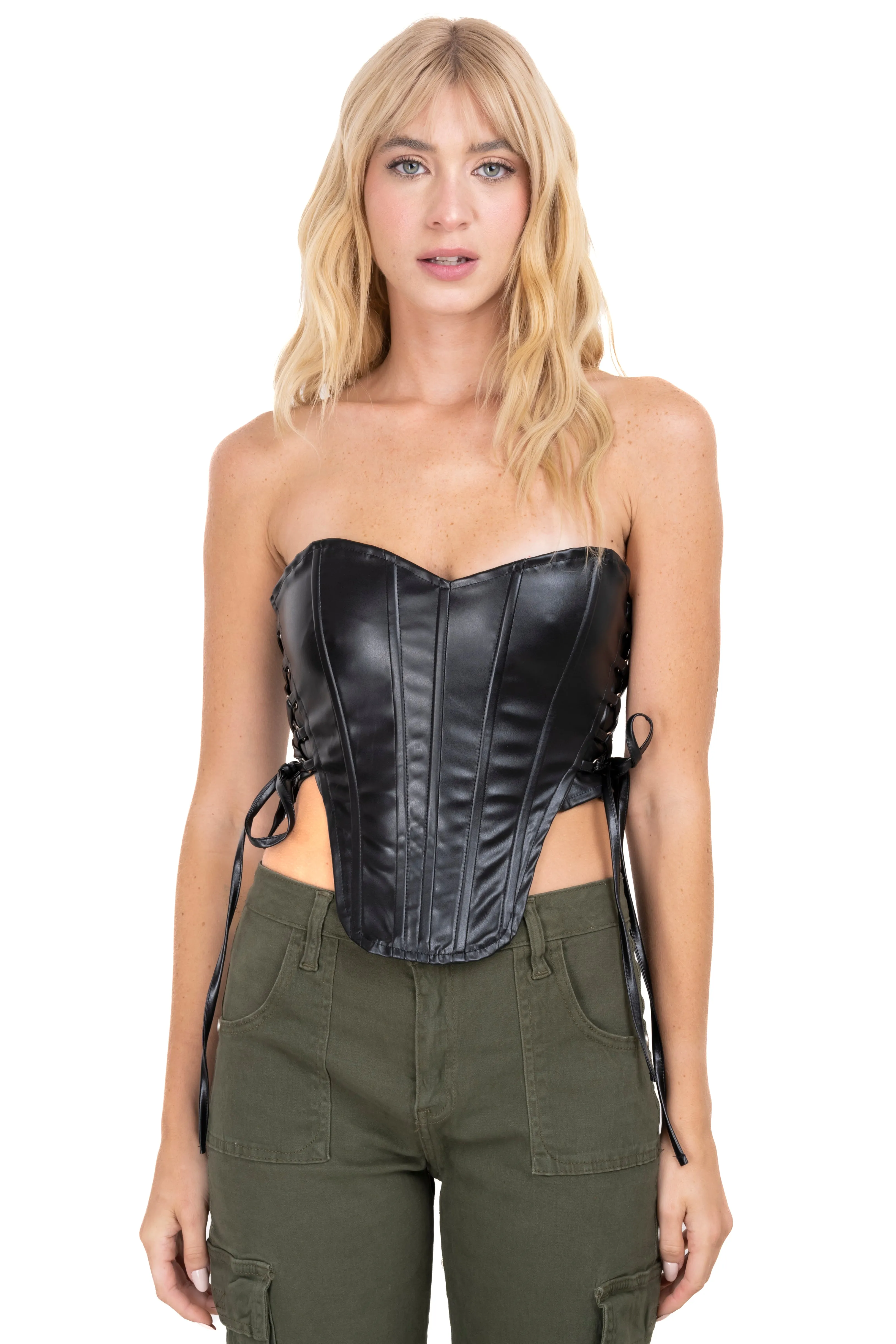 Corset efecto piel detalle lace up sold by Shasa product image thumbnail 2