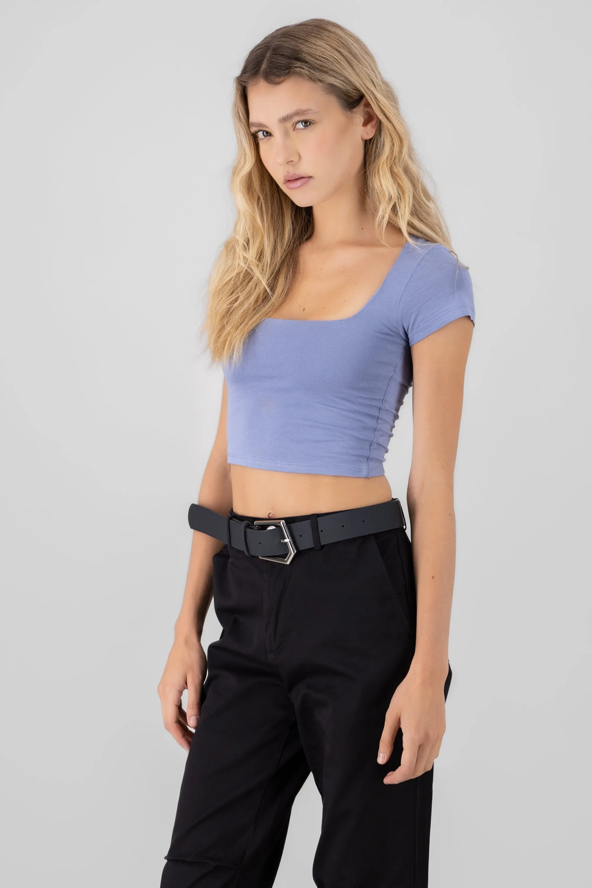 Top escote cuadrado doble tela sold by Shasa product image thumbnail 3