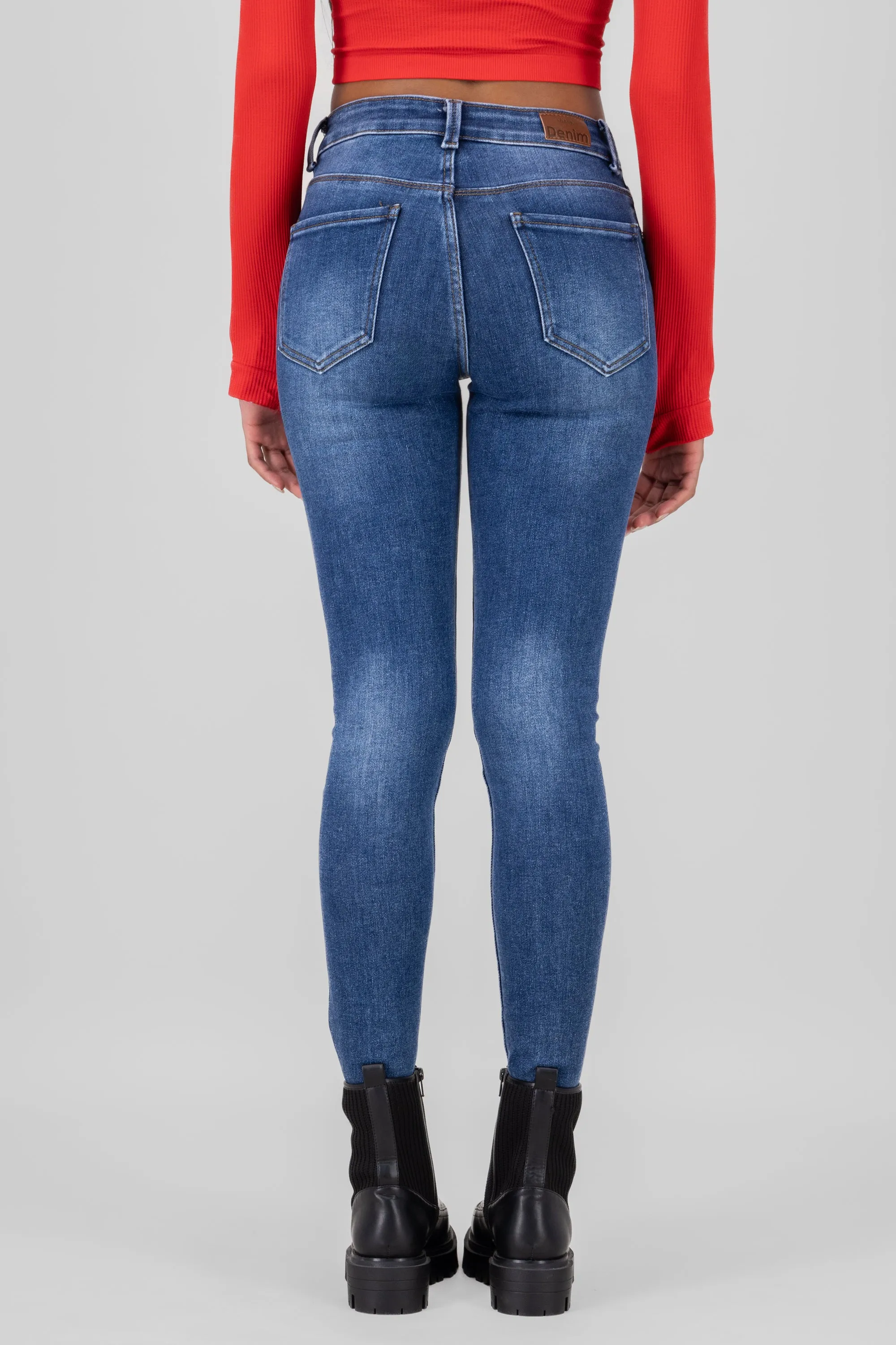 Jeans skinny deslavados sold by Shasa product image thumbnail 4