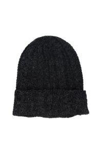 Gorro beanie trenzado sold by Shasa
