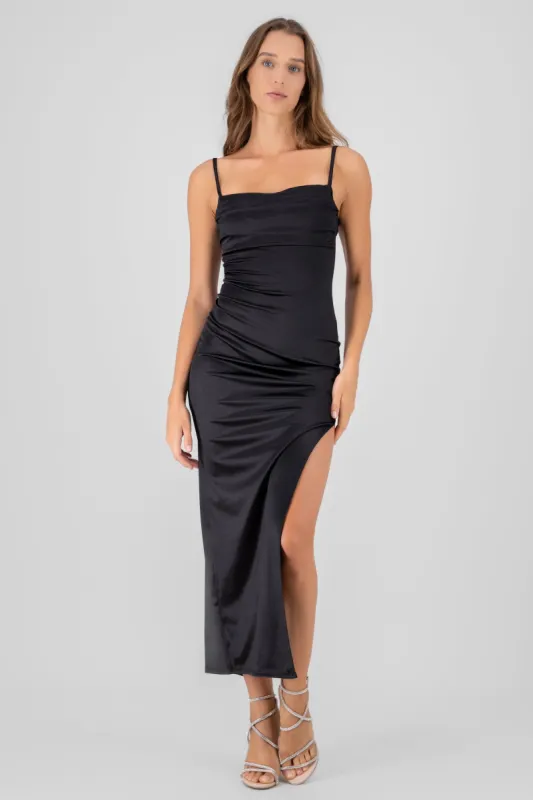 Vestido maxi satin sold by Shasa