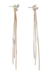 Aretes largos mariposas sold by Shasa